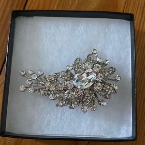 Crystal broach